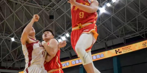 博万体育官方网站-山西男篮92-90广厦 大比分1-0领先 巴里-布朗35分